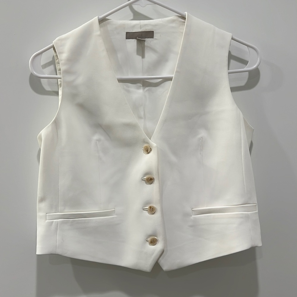 White cropped vest size small